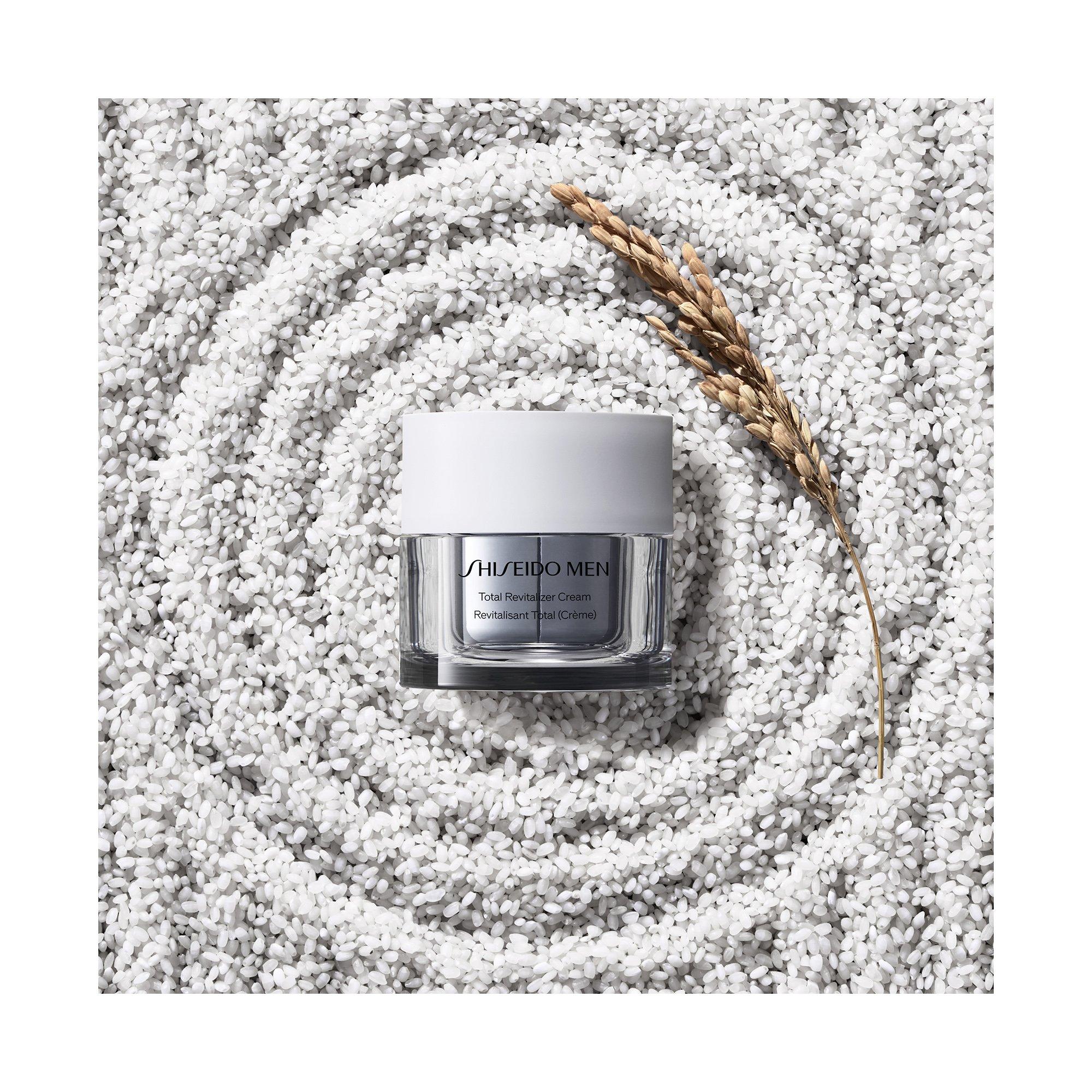 SHISEIDO MEN Total Revitalizer – Hydrating and High Performance Anti-Aging Cream 