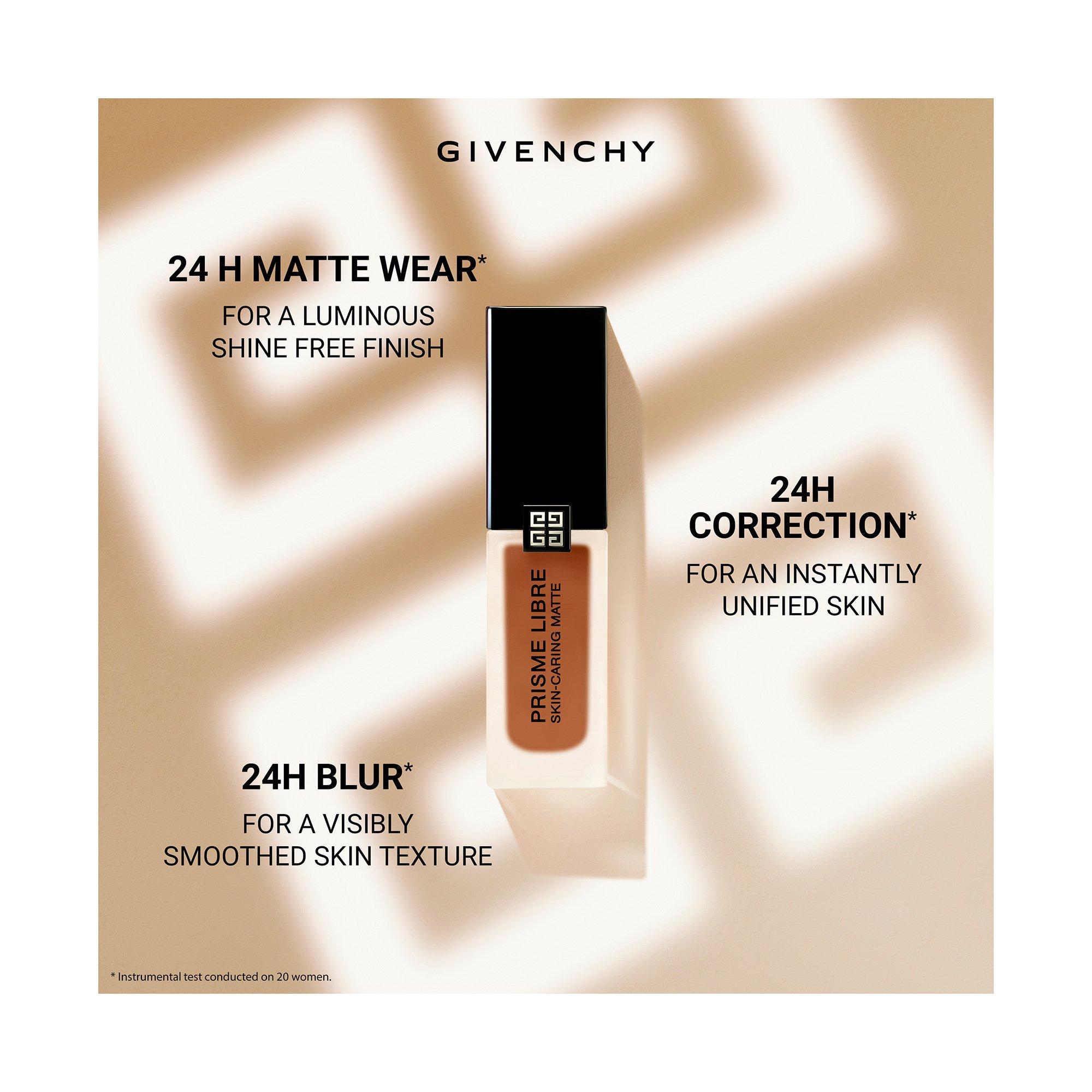 GIVENCHY  Prisme Libre Skin-Caring Matte Foundation 