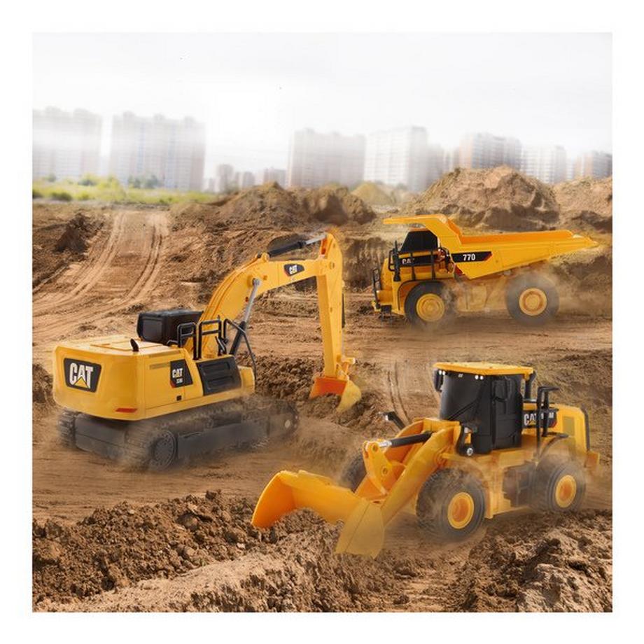 Carrera RC  1:35 CAT Excavator  