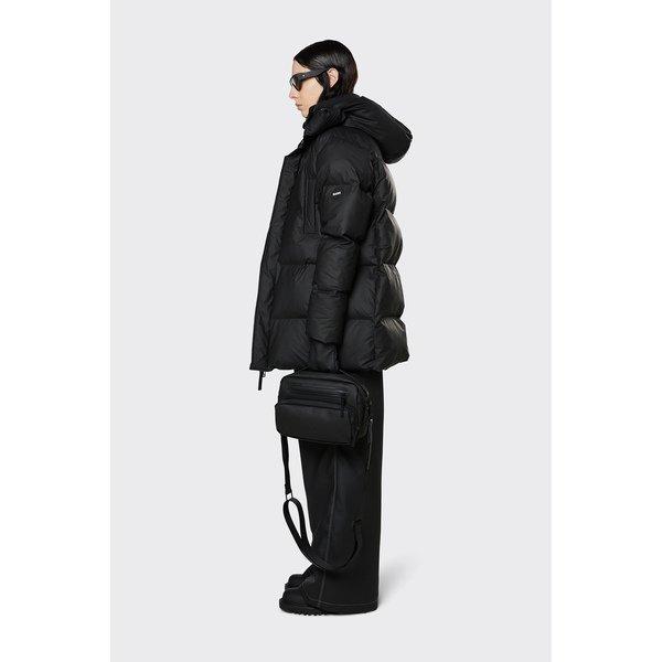 RAINS  Wattierte Jacke mit Kapuze Black