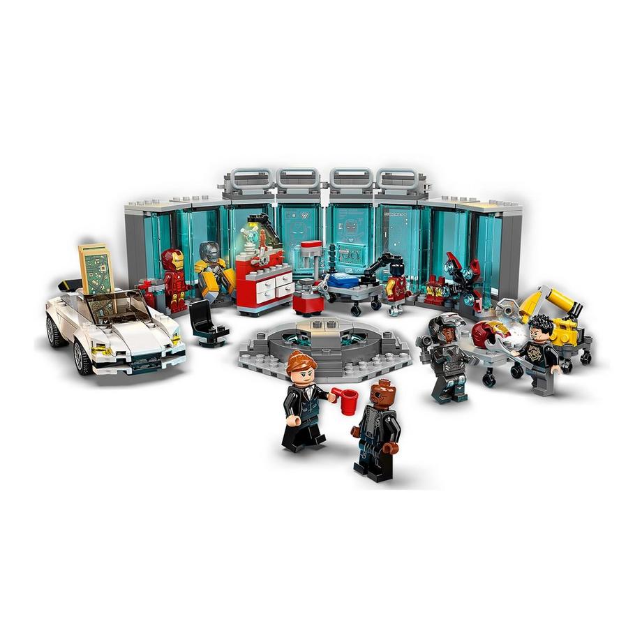 LEGO®  76216 Armeria di Iron Man 