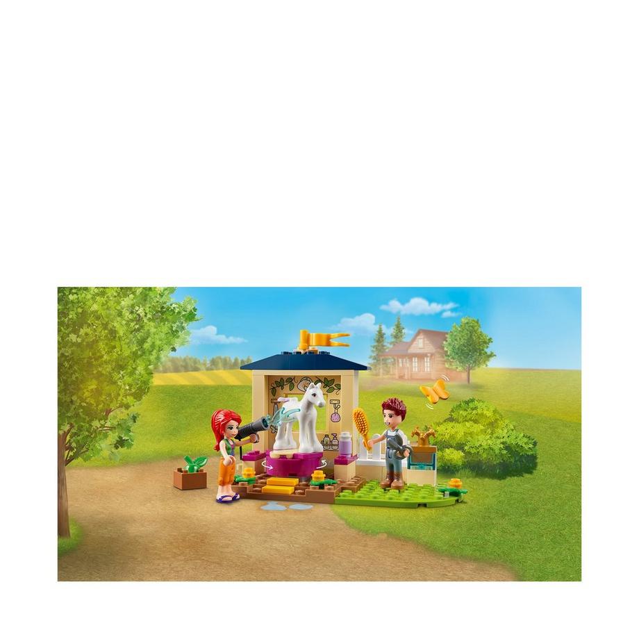 LEGO®  41696 Stalla di toelettatura dei pony 