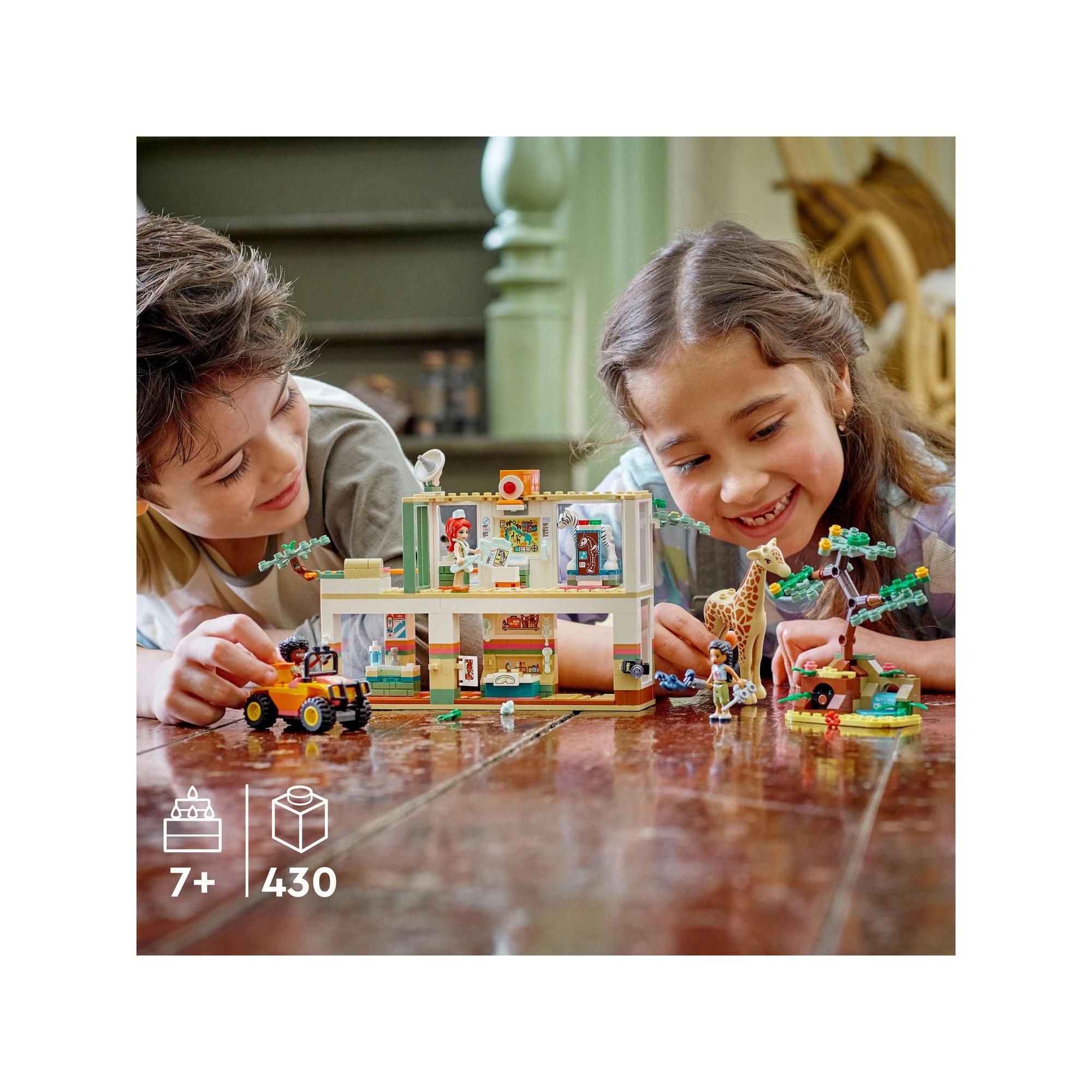 LEGO®  41717 Il soccorso degli animali di Mia 