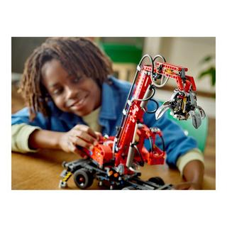 LEGO®  42144 La grue de manutention 
