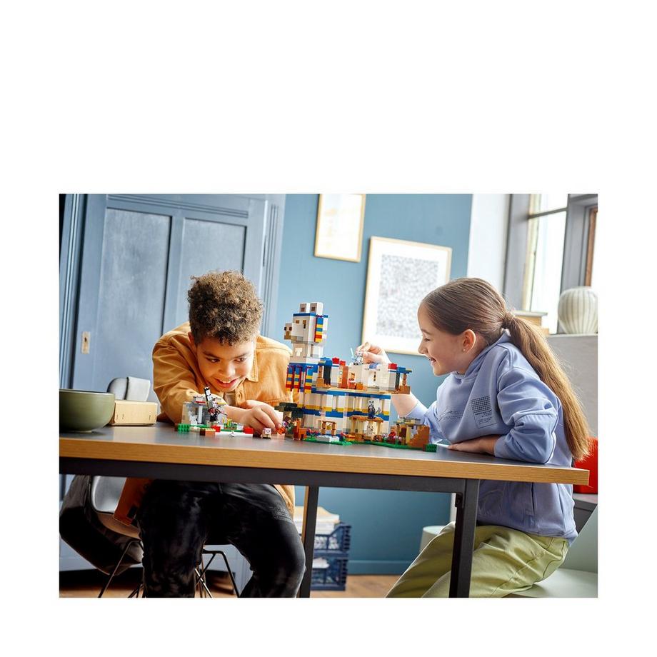 LEGO®  21188 Le village Lama 