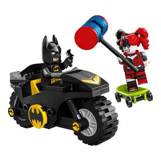 LEGO  76220 Batman™ contro Harley Quinn™ 