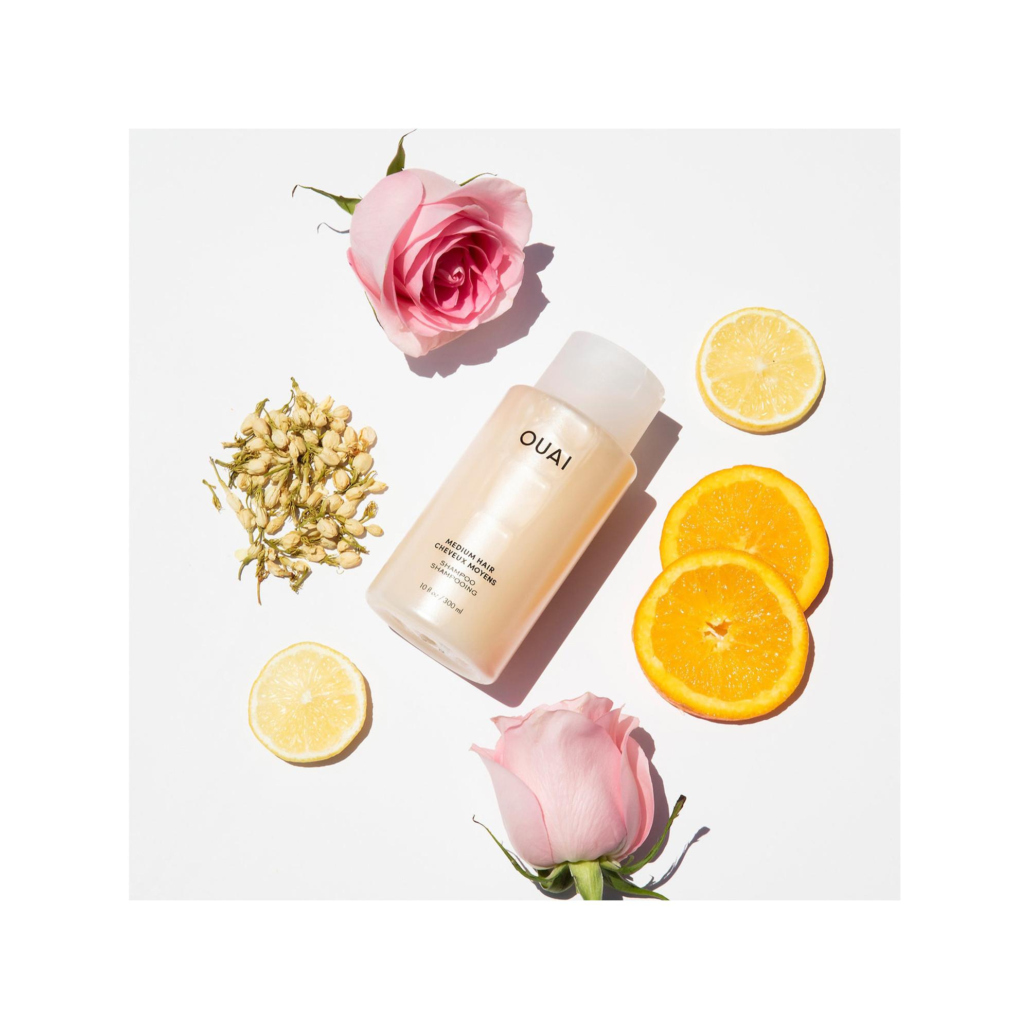 OUAI HAIRCARE Medium Hair Shampoo Für Mitteldickes Haar 