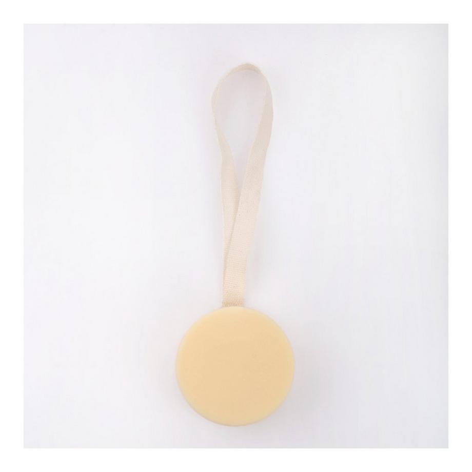 BadeFee Hairlicher, fester Conditioner
 mit Sanddorn und Rosmarin für jeden Haartyp. Hairlicher, Fester Conditioner mit Sanddorn und Rosmarin Für Jeden Haartyp 