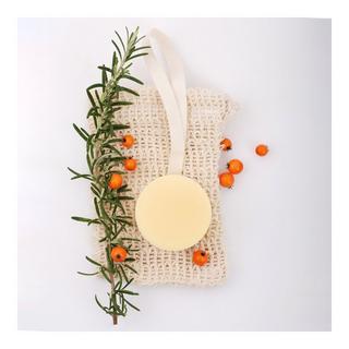 BadeFee 
Hairy, solid conditioner
 with sea buckthorn and rosemary for every hair type. Balsamo solido con olivello spinoso e rosmarino per ogni tipo di capello 