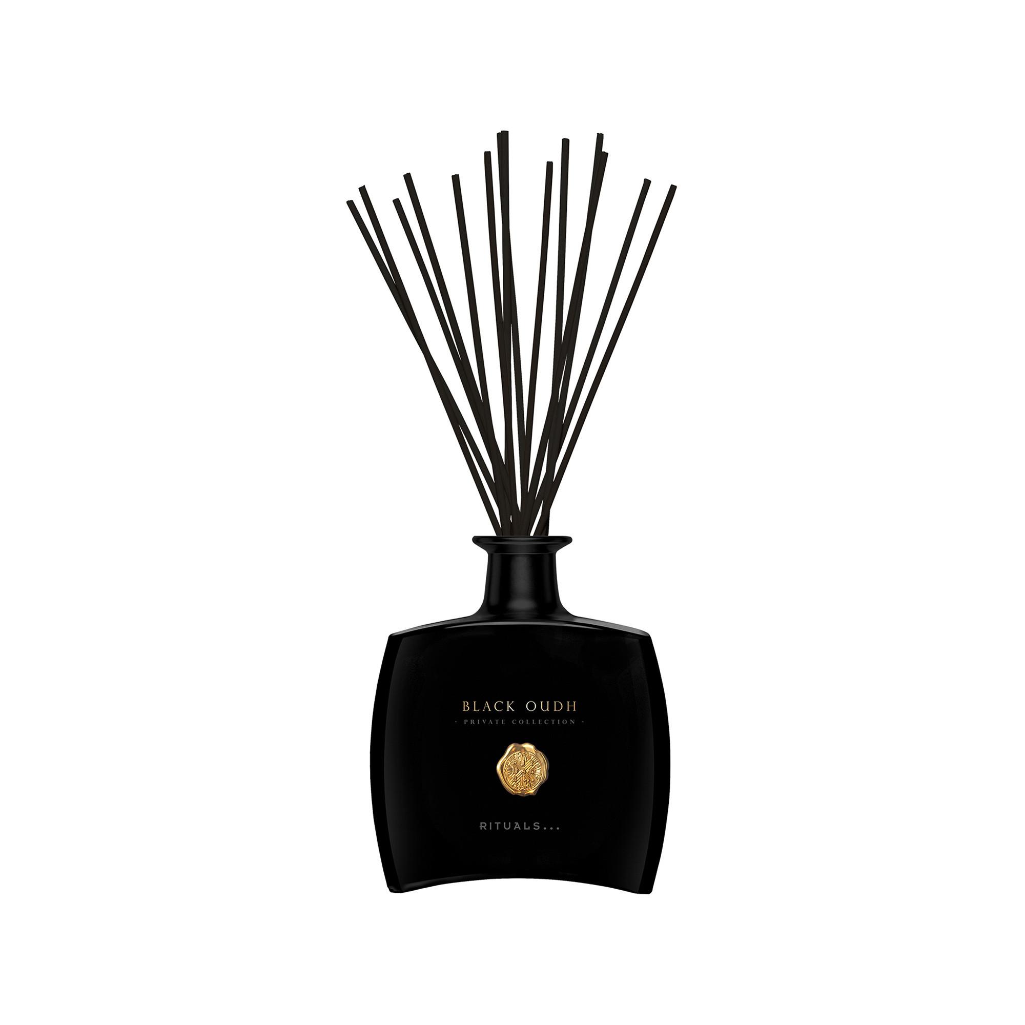 Black Oudh Rituals Raumduft Kerze Private Collection Black Oudh
