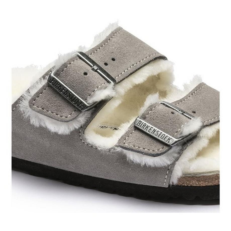 BIRKENSTOCK ARIZONA SHEARLING Sandales, plates 