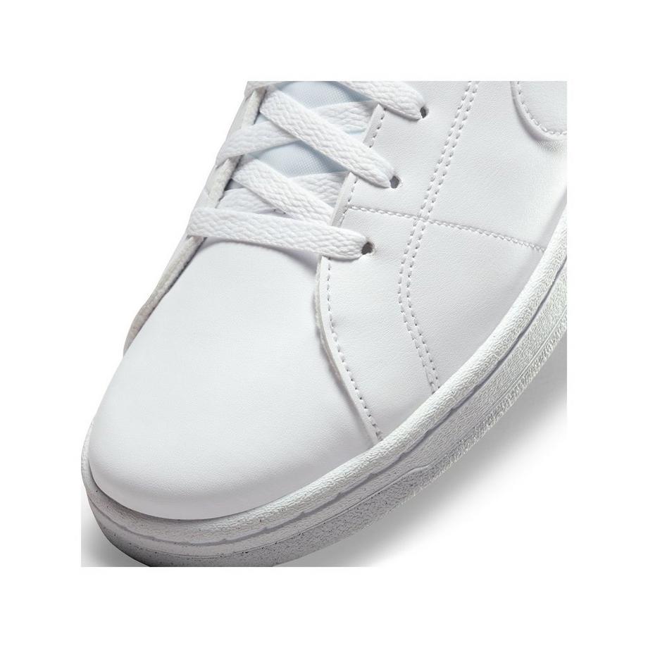 NIKE Wmns Court Royale 2 Sneakers, Low Top 