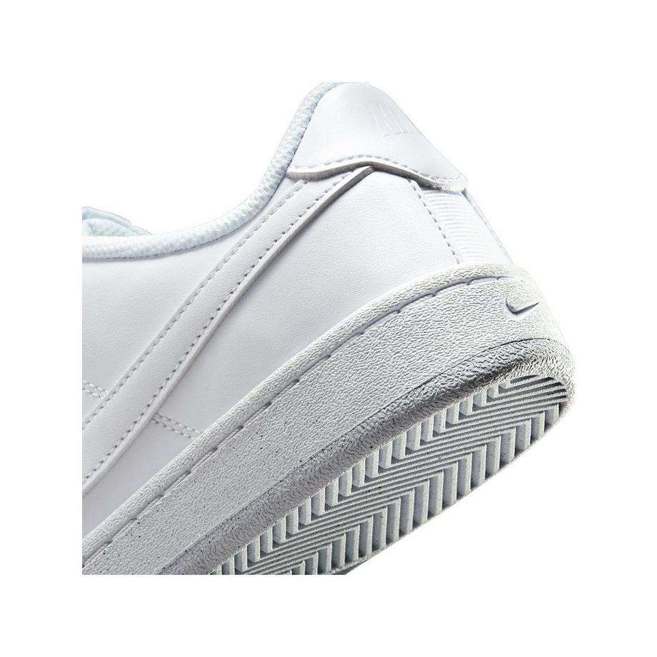 NIKE Wmns Court Royale 2 Sneakers, Low Top 