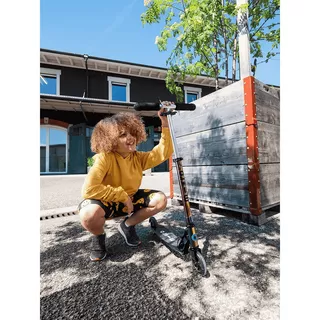 micro Sprite LED Scooter fuer Asphalt 