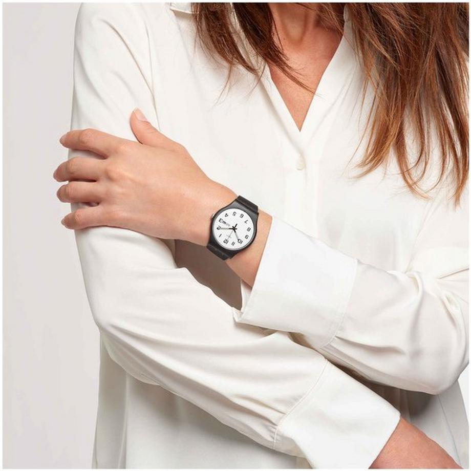 swatch TWICE AGAIN AGAIN Horloge analogique 