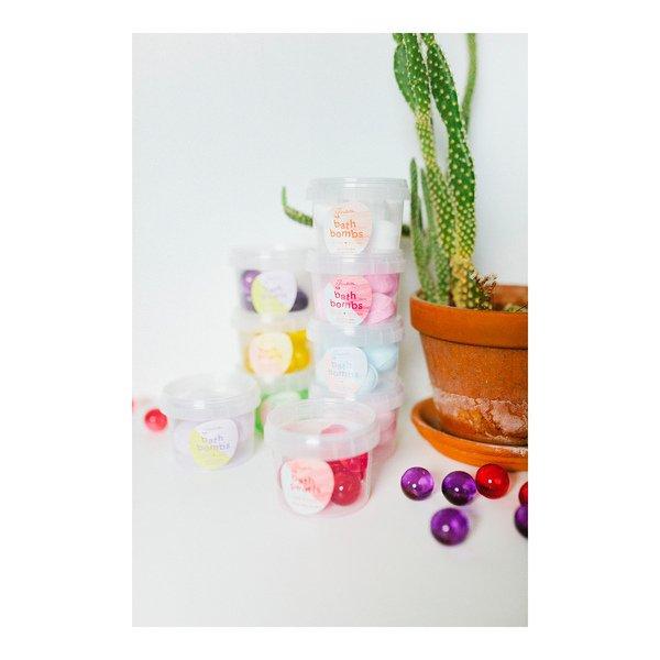 Isabelle Laurier 5 pink mini bath bombs Billes De Bain Effervescentes - Rose - Parfum: Roses 