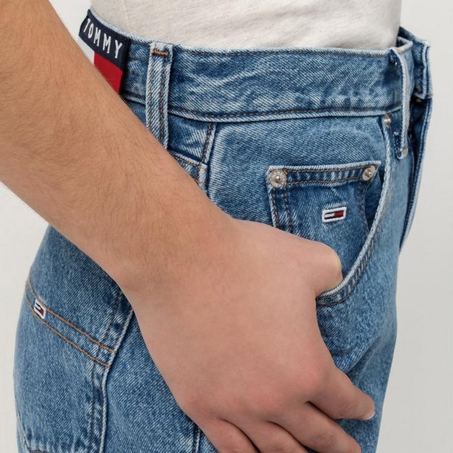 TOMMY JEANS Mom Fit Jeans  