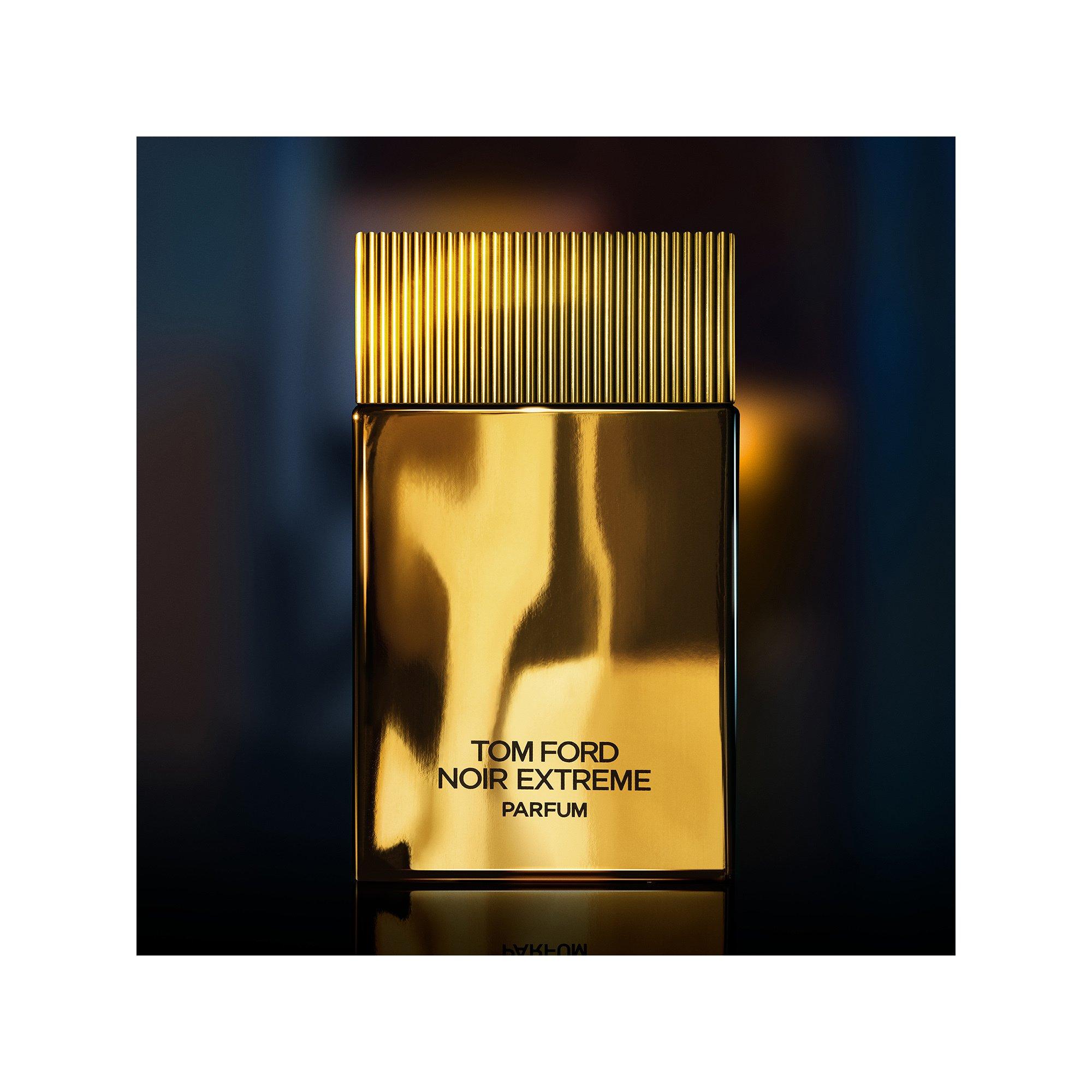 TOM FORD Noir Extreme Parfum acheter en ligne MANOR