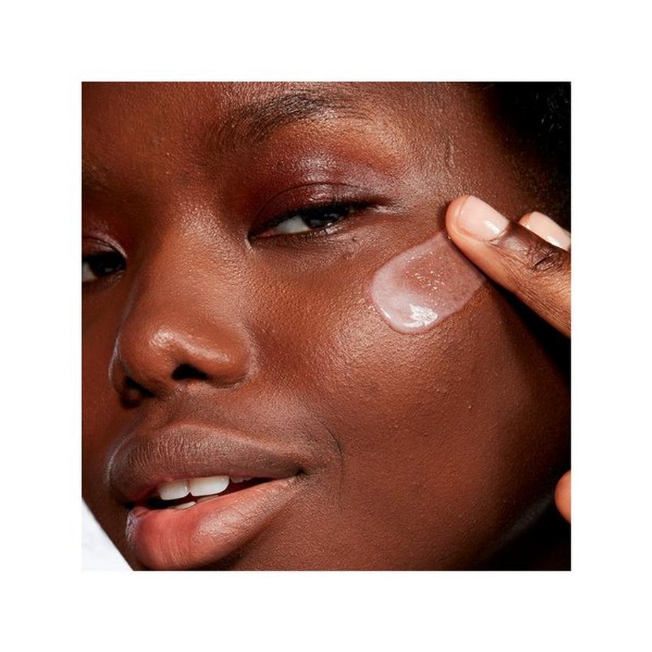 MAC Cosmetics  Hyper Real Serumizer 