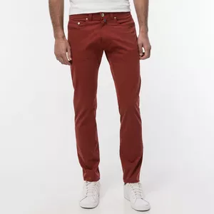 Pantalon, Tapered Fit