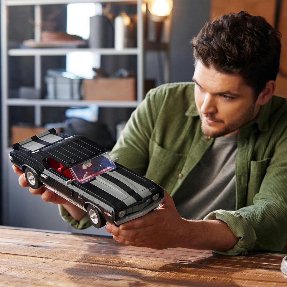 LEGO®  10304 Chevrolet Camaro Z28 