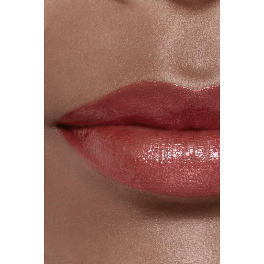 CHANEL ROUGE ALLURE LAQUE  DER GLÄNZENDE FLUID-LIPPENSTIFT MIT LANGEM HALT 