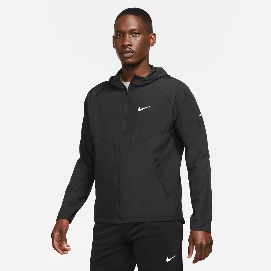 Laufjacke NIKE "Repel Miler Men's Running Jacket", Herren, Gr. XXL, schwarz, Obermaterial: 100% Polyester, Jacken, mit Kapuze, wasserabweisend, verstaubares Design, für nasses Wetter, Topseller