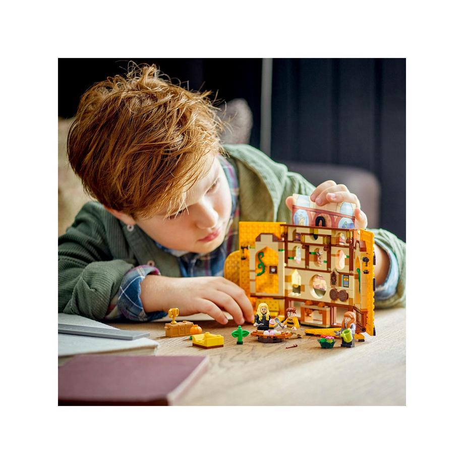 LEGO®  76412 Le blason de la maison Poufsouffle 