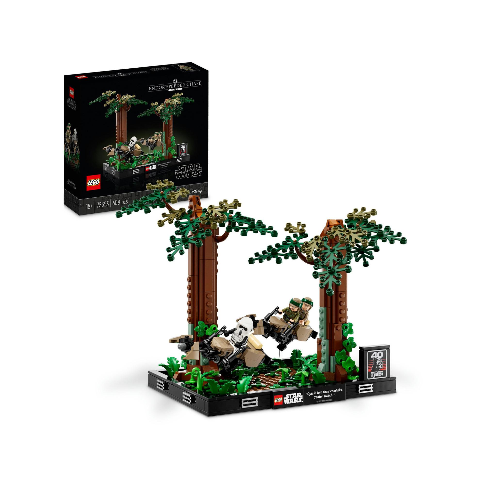 LEGO®  75353 Diorama de la course-poursuite en speeder sur Endor™ 