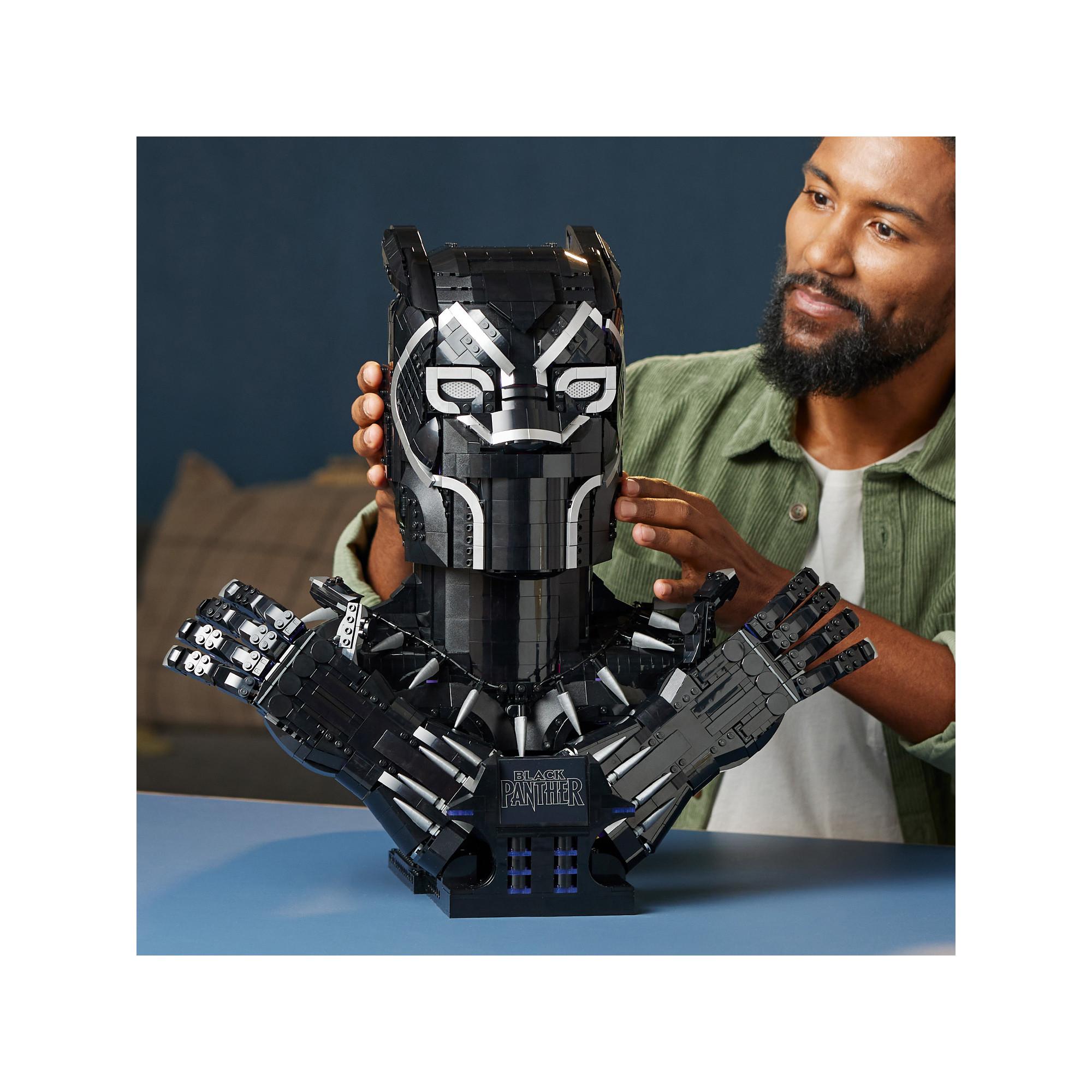LEGO®  76215 Black Panther 