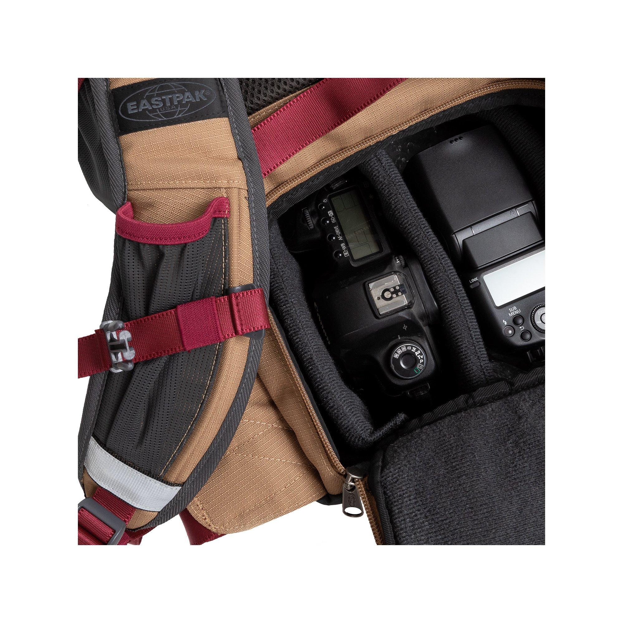 Eastpak Rucksack Out Camera Pack 