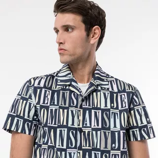 TOMMY JEANS TJM CLSC TOMMY AOP SS SHIRT Hemd, kurzarm 