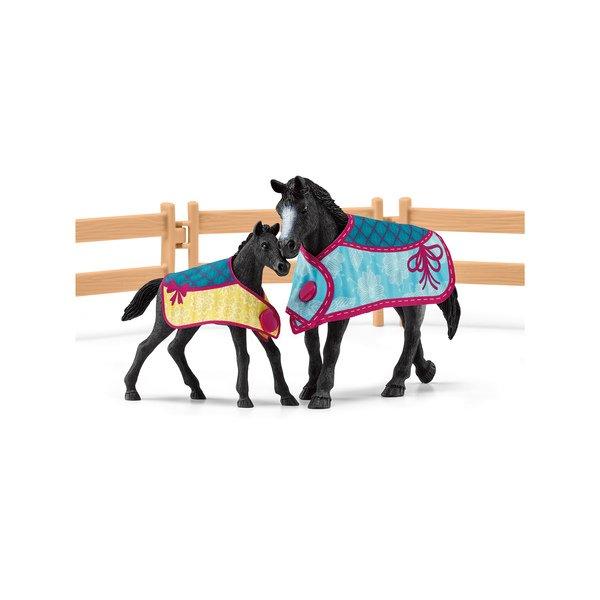 Schleich  42611 Box pour chevaux avec jument et poulain 