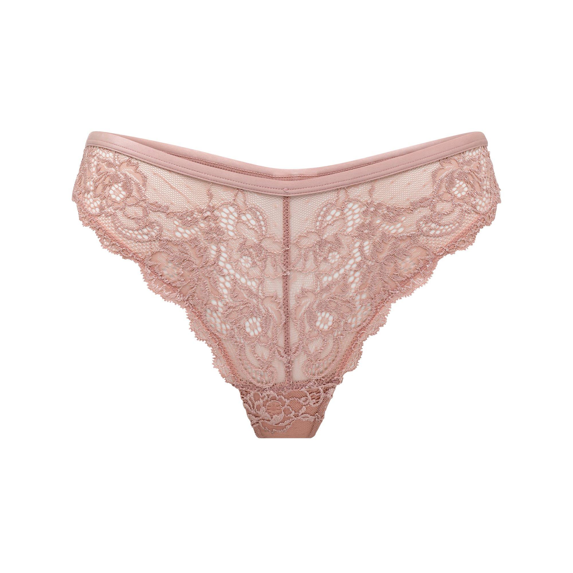 Manor Woman  String 
