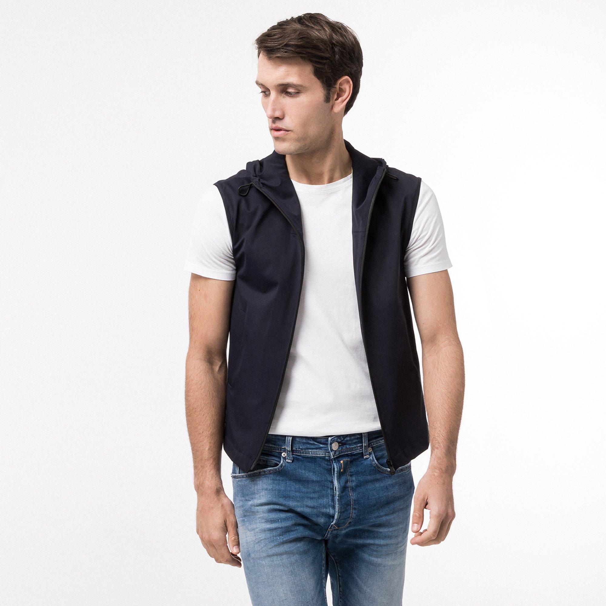 Image of Gilet, Body Fit Herren Marine 42