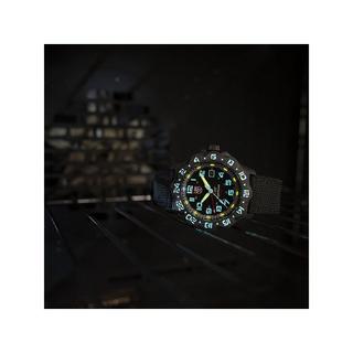 Luminox F-117 Nighthawk Orologio analogico 