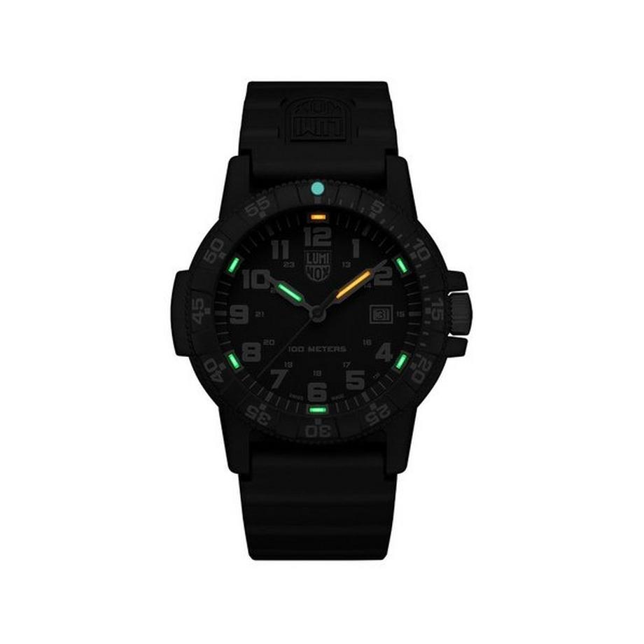 Luminox SEA Turtle Giant Analoguhr 