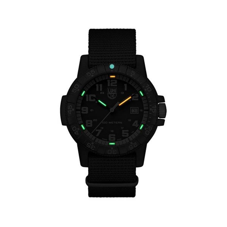 Luminox SEA Turtle Giant Orologio analogico 