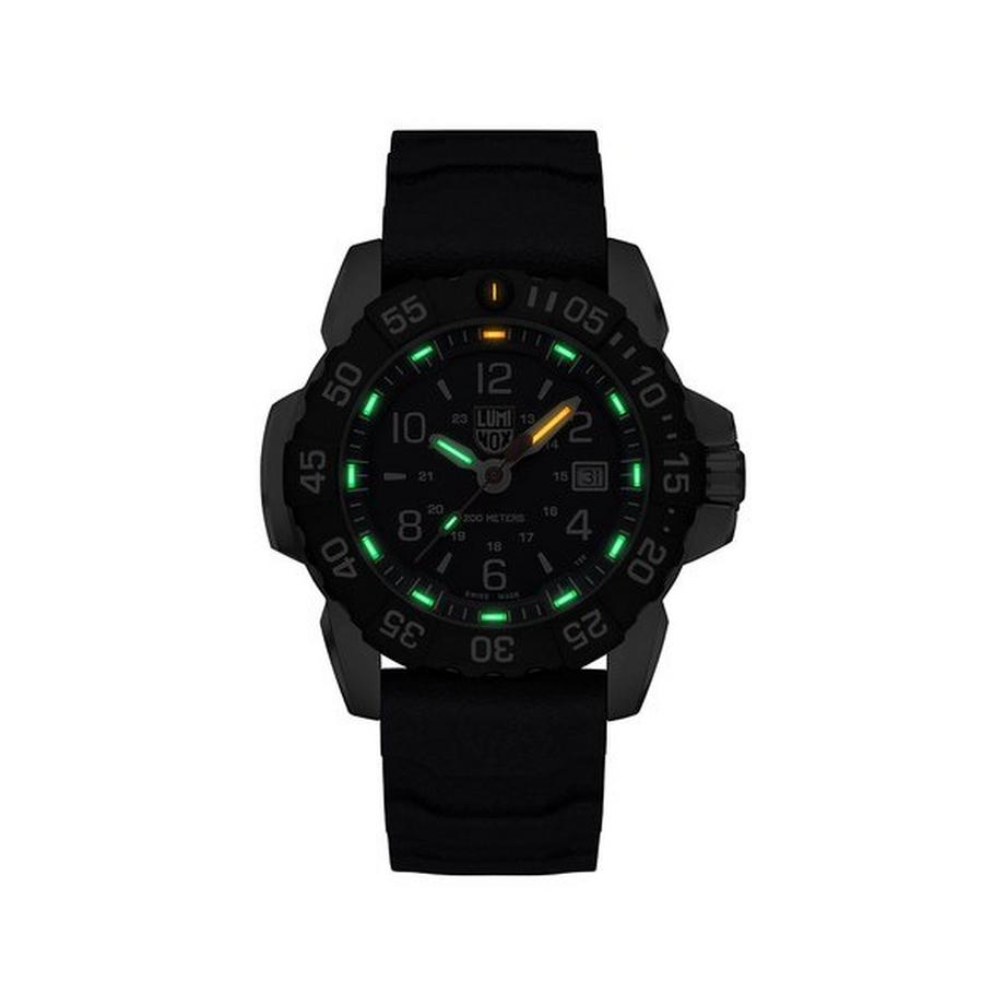 Luminox Navy SEAL Analoguhr 