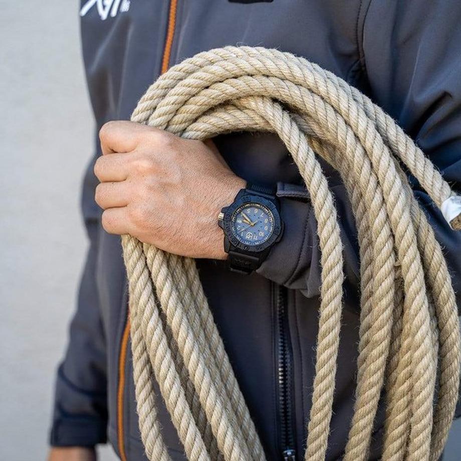 Luminox Navy SEAL Analoguhr 