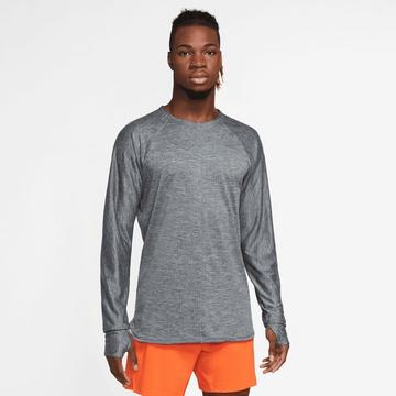 T-shirt girocollo, maniche lunghe