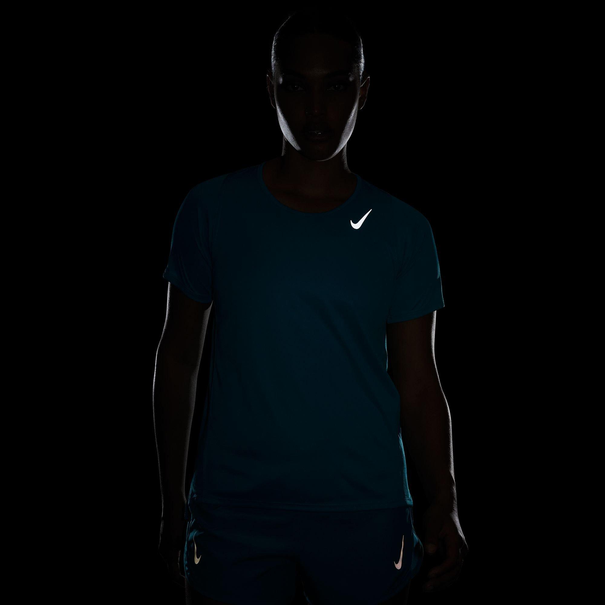 NIKE Race T-shirt 