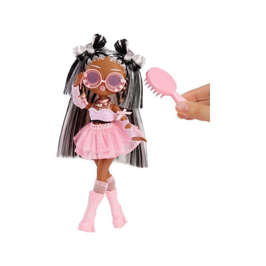 MGA  L.O.L. Surprise OMG Sunshine Color Change - Switches 