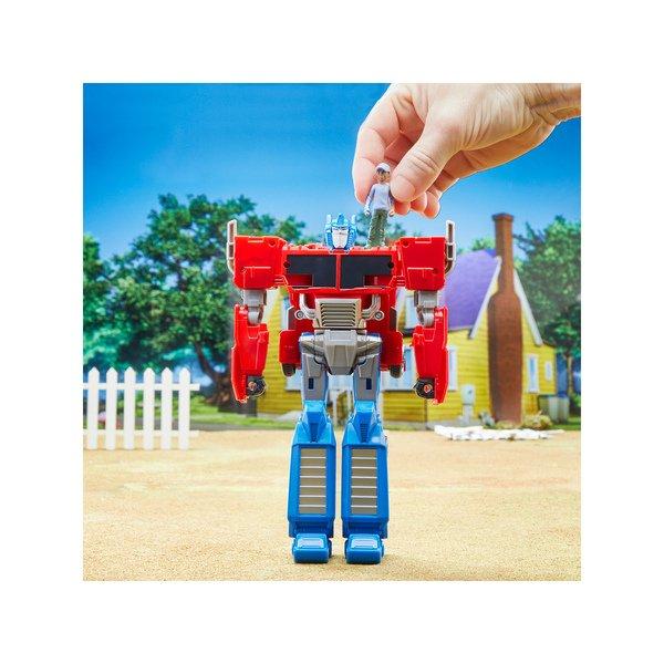 TRANSFORMERS  EarthSpark Spin Changer Optimus Prime et Robby Malto Figure 