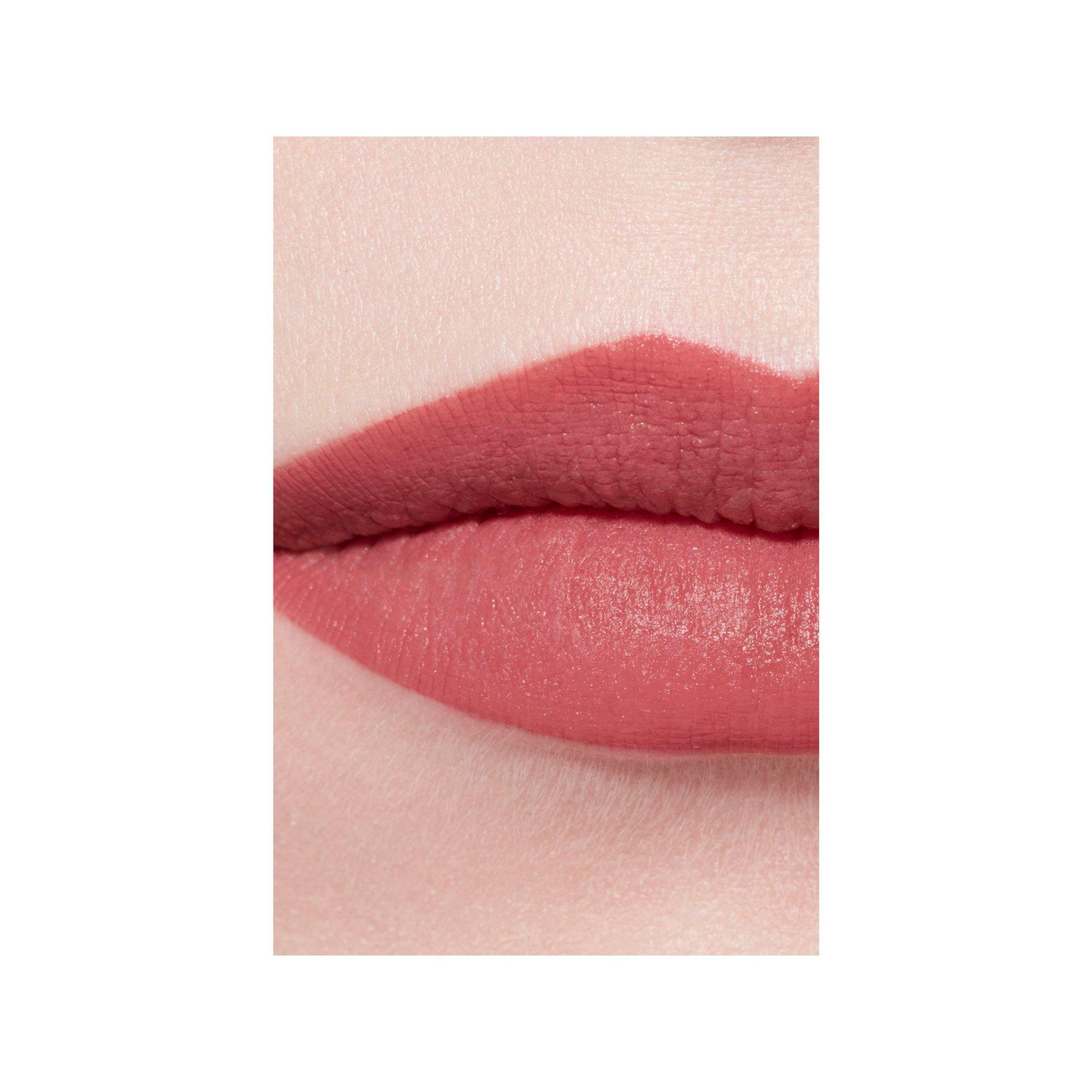 CHANEL ROUGE ALLURE VELVET MATTIERENDER LIPPENSTIFT MIT HOHER FARBINTENSITÄT 