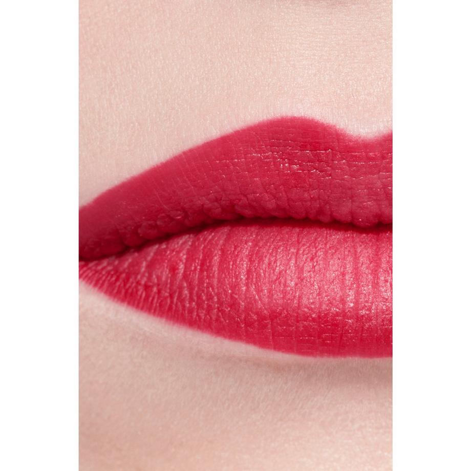 CHANEL ROUGE ALLURE VELVET MATTIERENDER LIPPENSTIFT MIT HOHER FARBINTENSITÄT 
