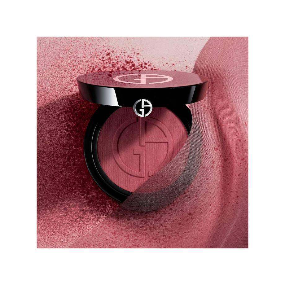 ARMANI  Luminous Silk Glow Blush  