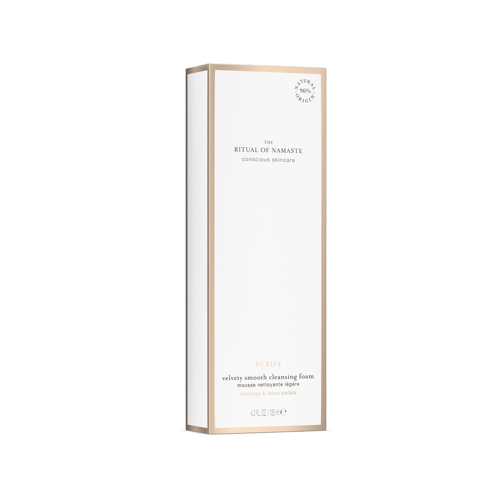 RITUALS The Ritual Of Namaste Velvety Smooth Cleansing Foam 