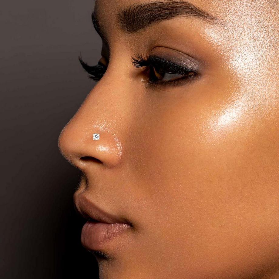 GIAHI  Clou pour le nez 