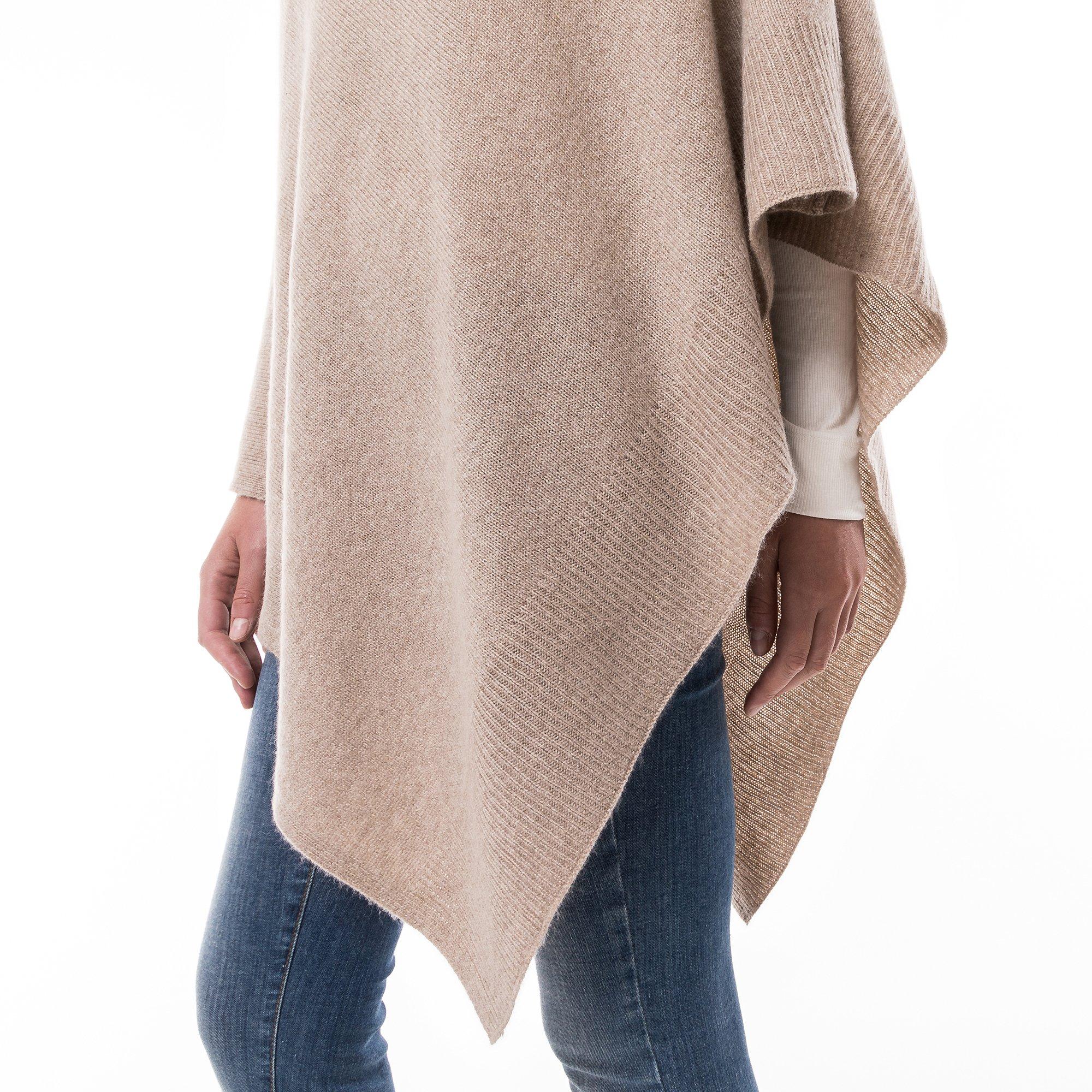 Manor Woman  Poncho 